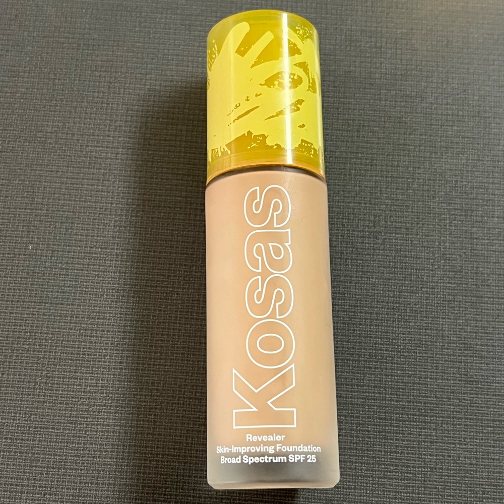 Kosas revealer foundation light + cool 180 blend